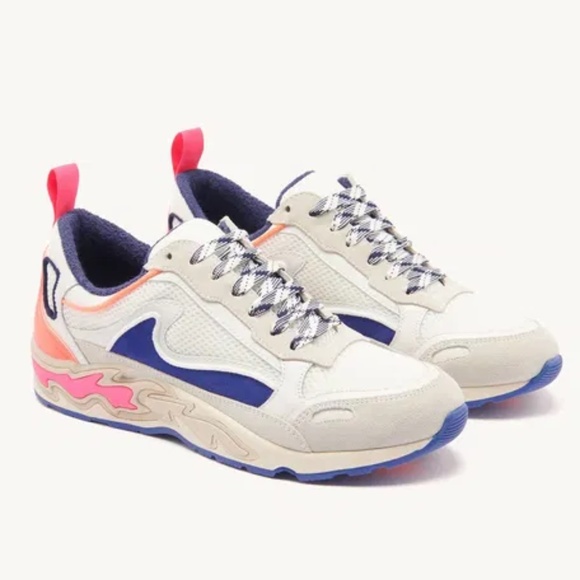 Flame Trainers - Picture 1 of 8